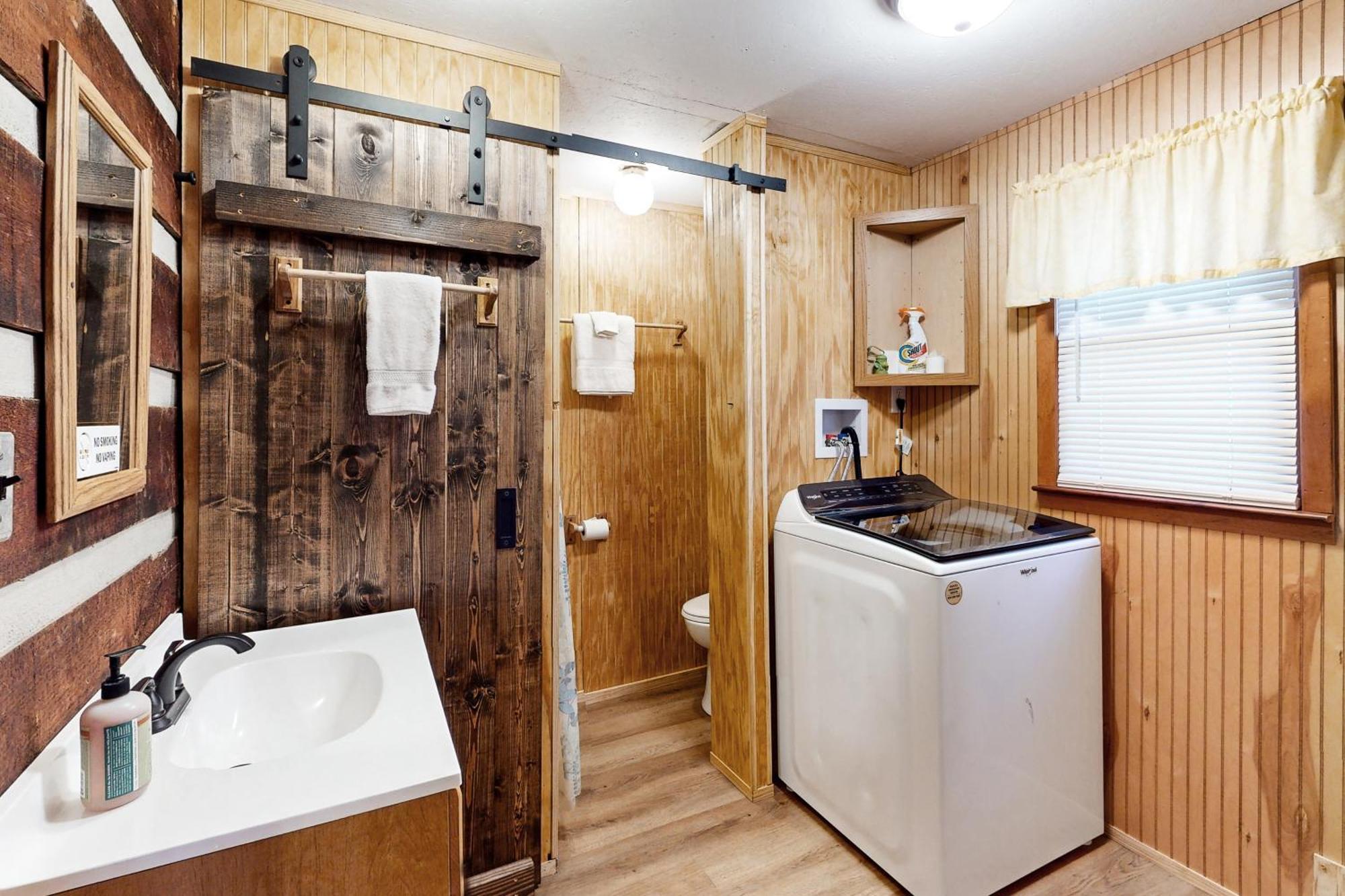 2 Bed 2 Bath Vacation Home In Whittier II Kültér fotó